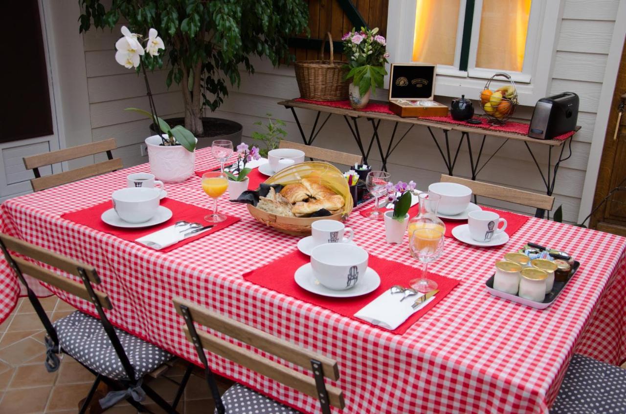 L'Isle De France Acomodação com café da manhã Conflans-Sainte-Honorine Exterior foto